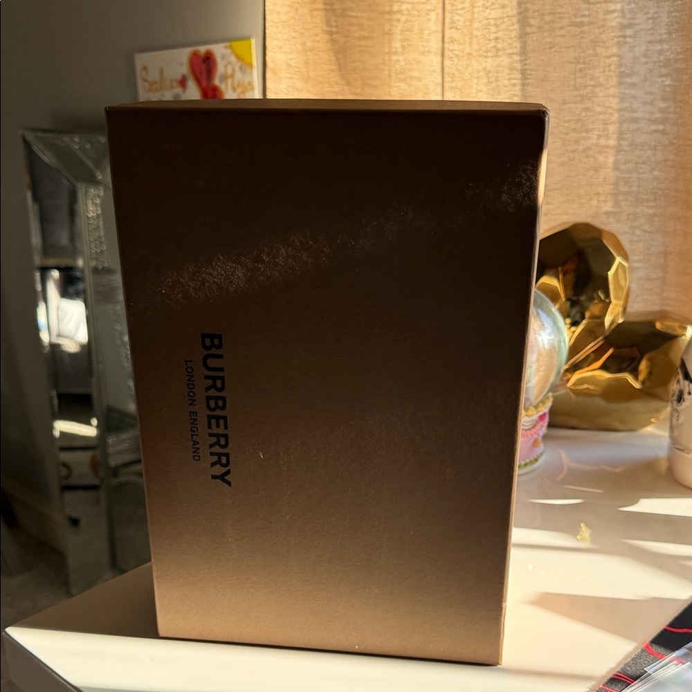 Burberry Metallic Gold Box